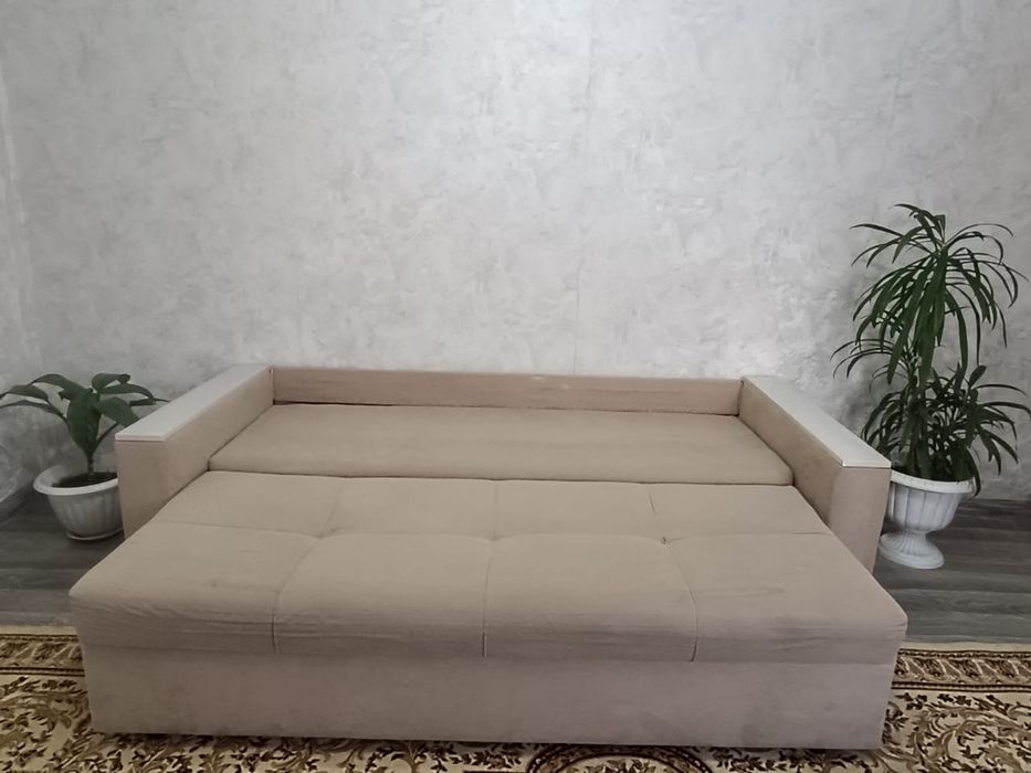 Диван доя гостиной