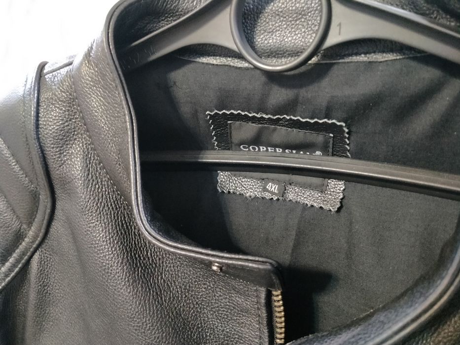 Куртка кожаная .