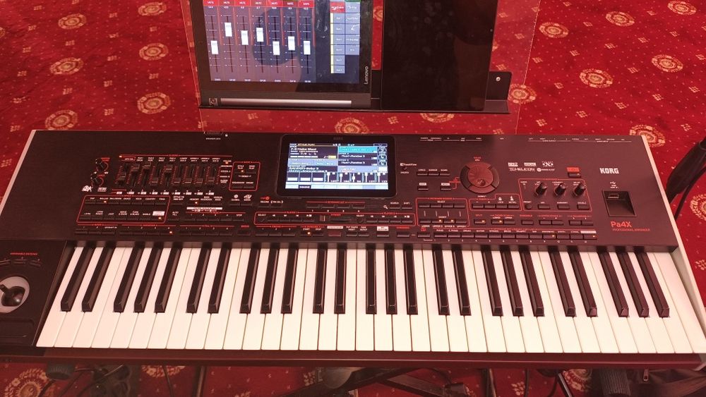 Продавам Korg PA 4X PRO                   Корг ПА 4х