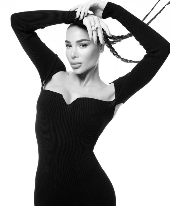 Бутикови рокли на бълградки брандове и гащеризон alice evis