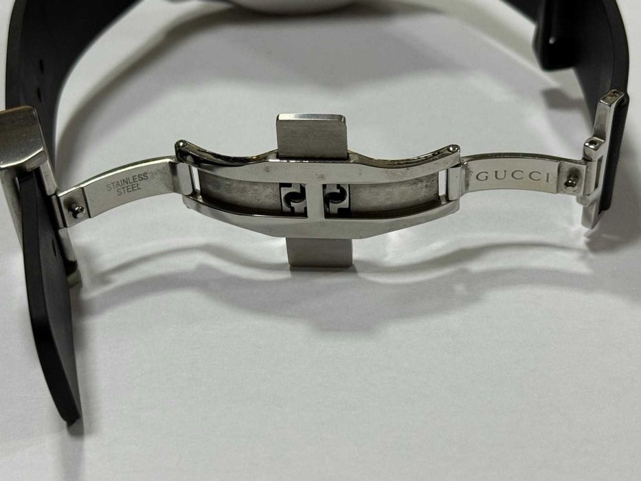 Часовник Gucci Dive 136.2