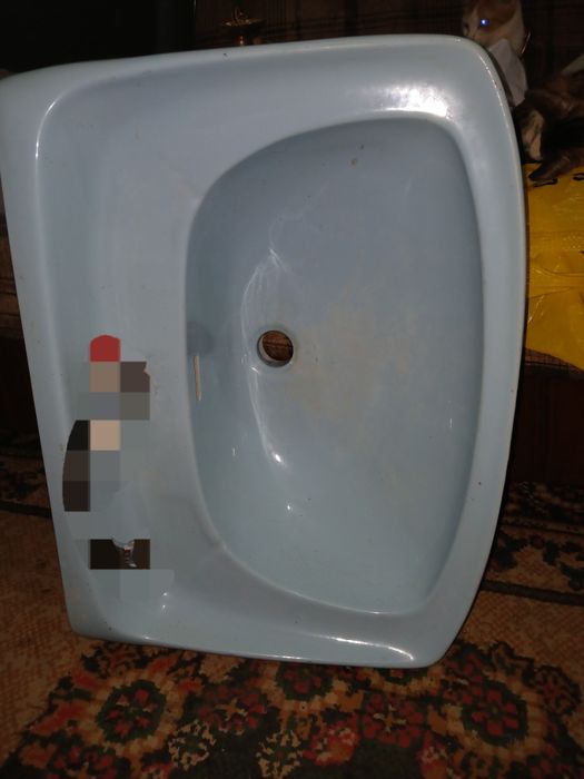 Продаётся раковина умывальник