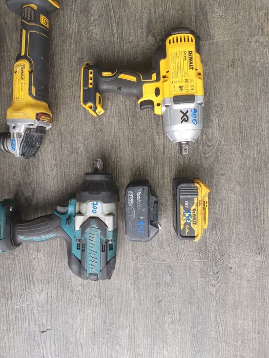 Scule Makita și Dewalt