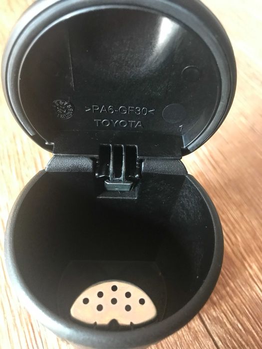 Оригинальная пепельница Toyota