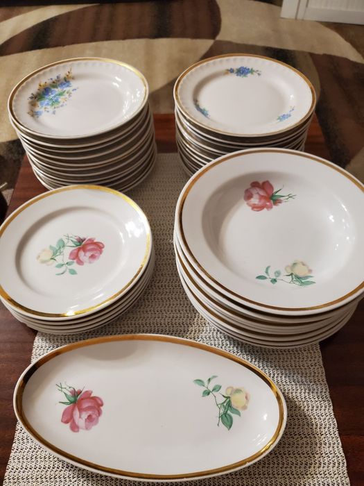 Вазы, тарелки, посуда