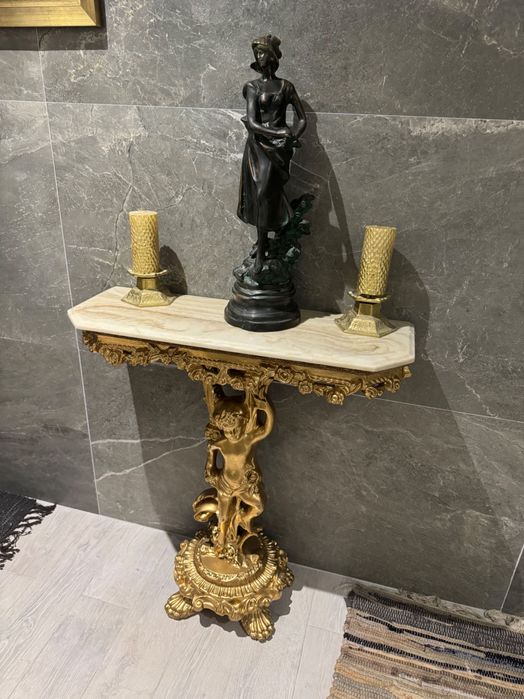 Конзола маса и огледало  3 комплекта