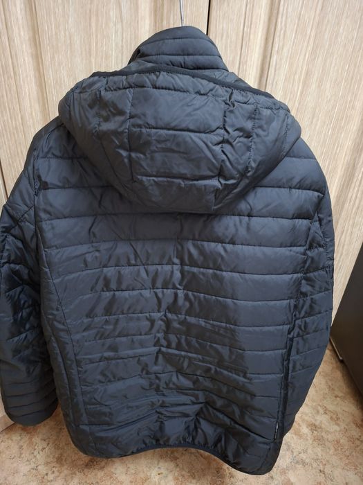 Куртка весна ,осень .