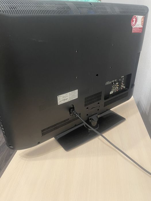 Телевизор  LG в отличном состоянии!