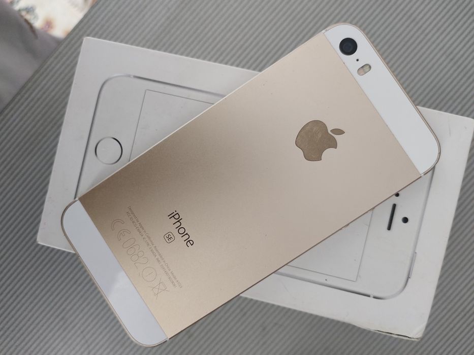 iphone SE 2016 gold
