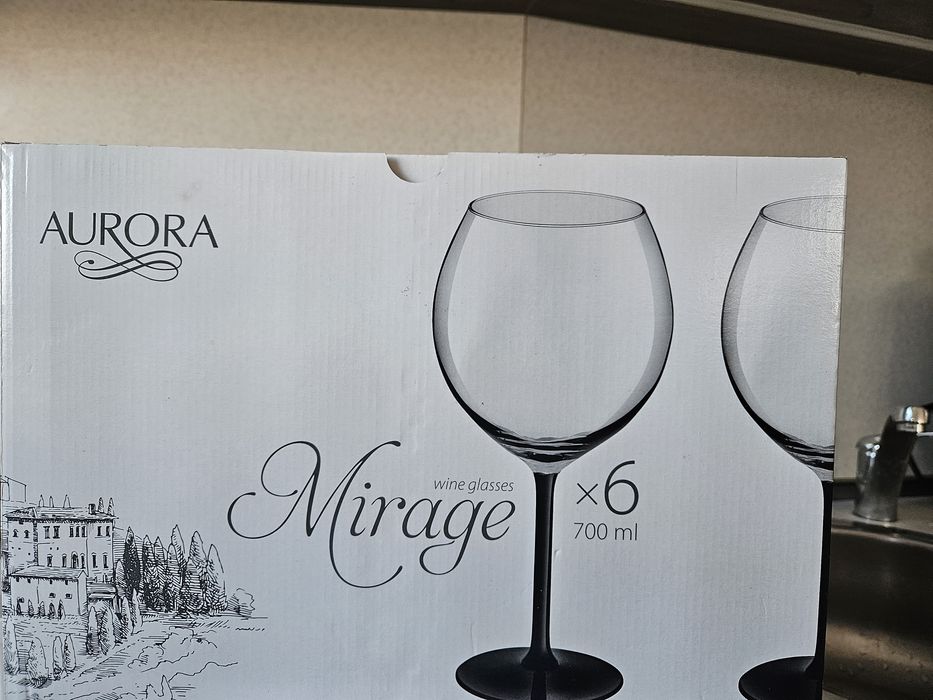 Чаши за вино, 330 мл. Комплект от 6 бр.