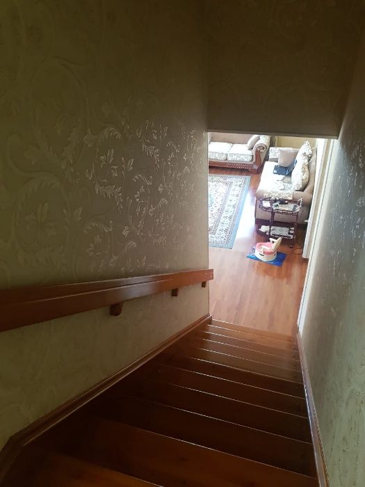 Продам дом 6-комнатный