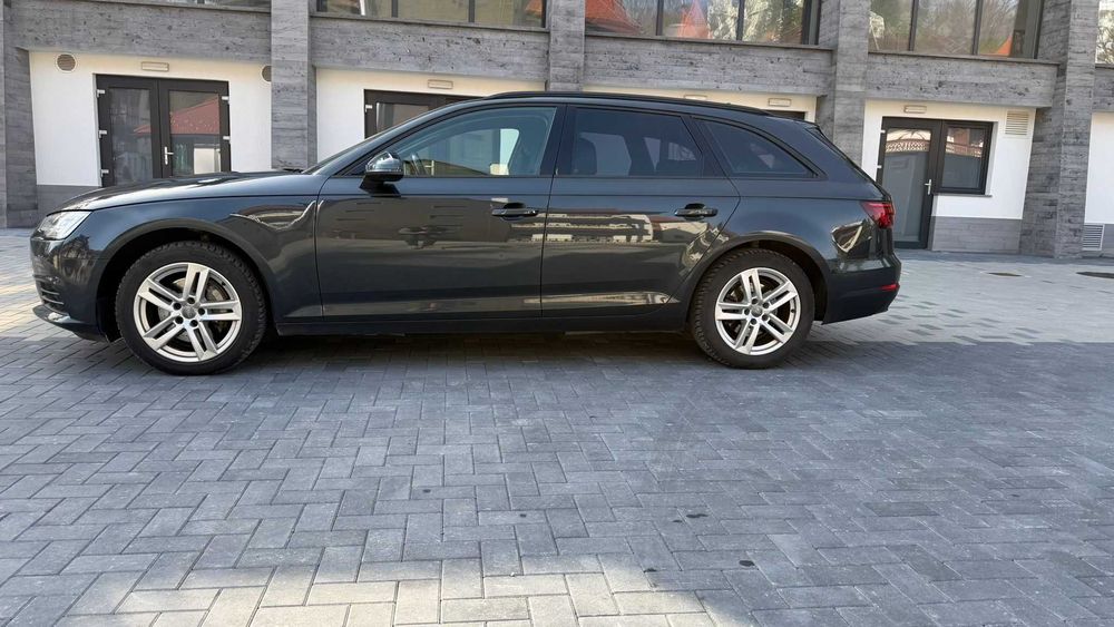 Audi A4 2.0 TDI 190 CP – 2017, Sportline