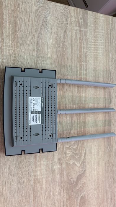Router TpLink TL -WR 1043ND