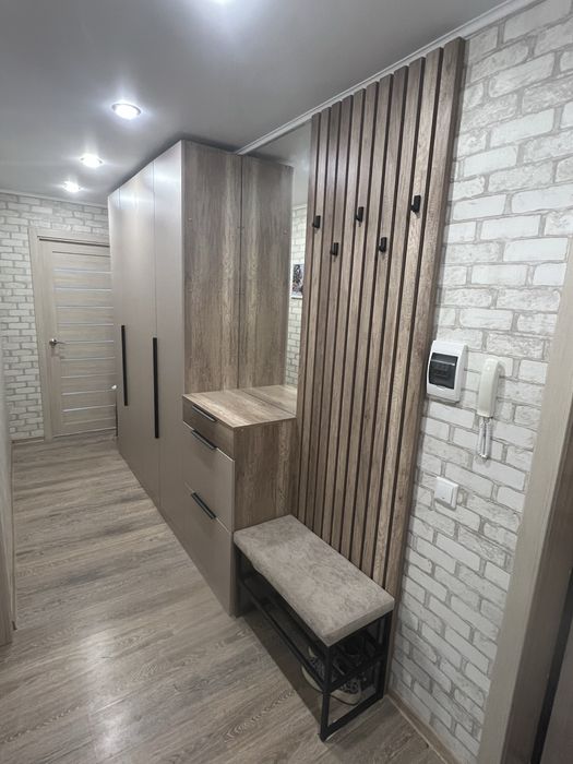 Продам 3 комнатную