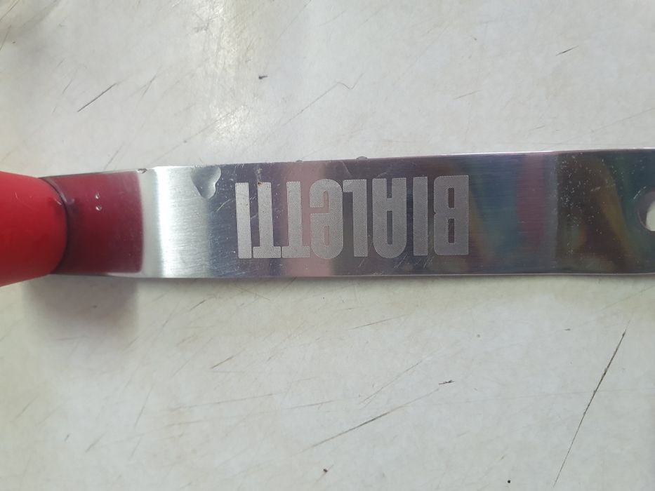 Ручная кофемолка bialetti