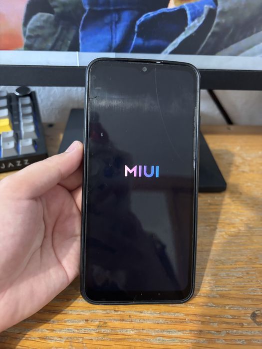 Продаю Redmi 9 с