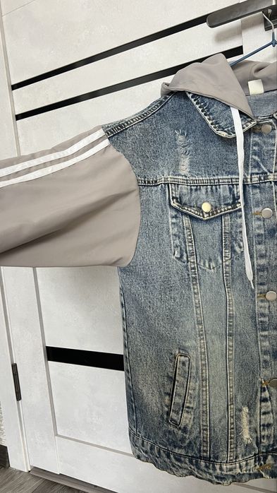 Продам верхнюю одежду