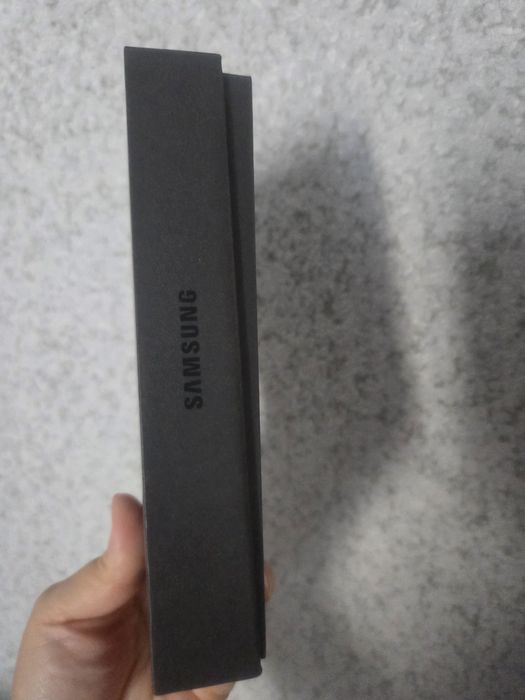Samsung S25+, коробка и зарядное