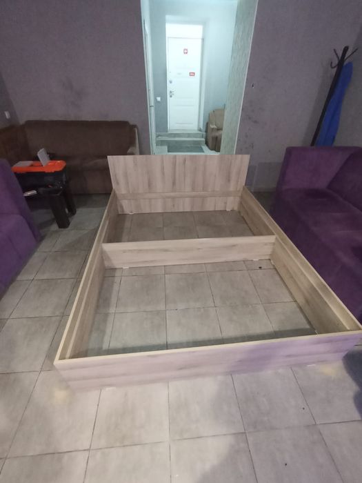 Продам кровать новая