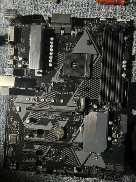 Материнская плата ASUS PRIME B450-PLUS