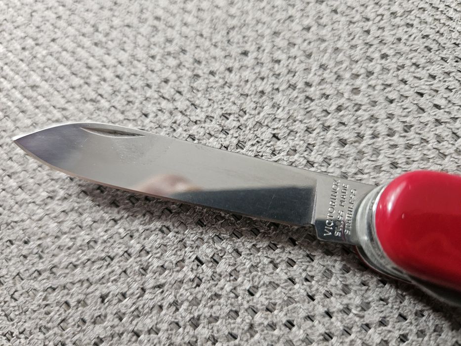 Victorinox  custom Yeoman