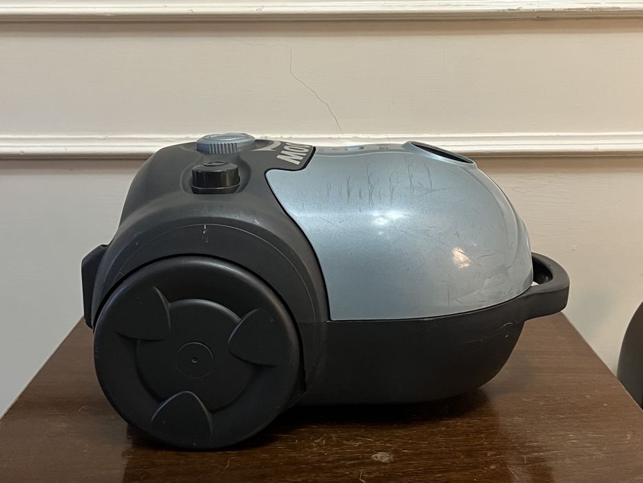 Пылесос LG V-CP253RT