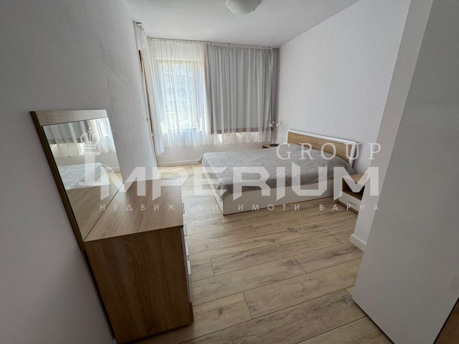 Дава се под наем Двустаен апартамент в Варна, Възраждане 3 - 60 кв.м за 561 € - Снимка #2