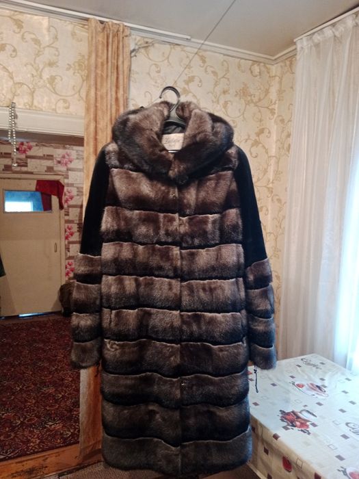 Норковая шуба 100 000