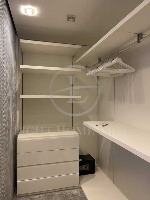 Продава се Тристаен апартамент в Пловдив, Кършияка - 132 кв.м за 1940 €/кв.м - Снимка #9