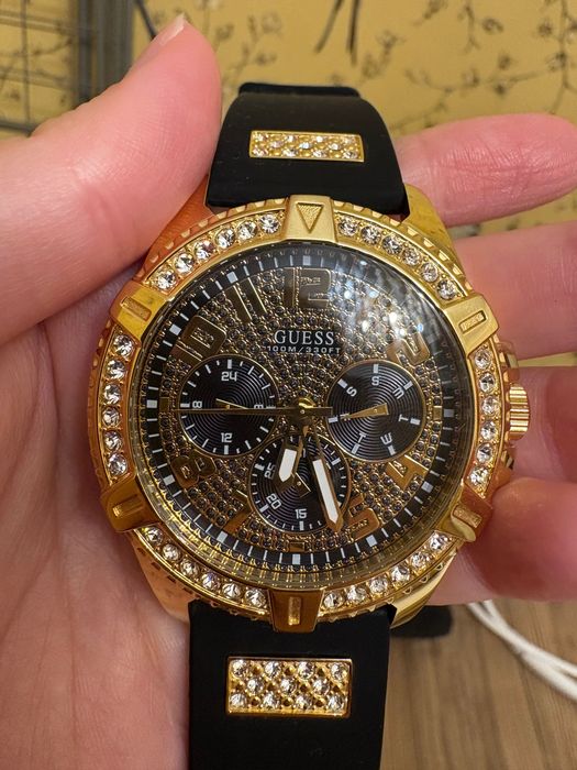 Продам часы guess оригинал