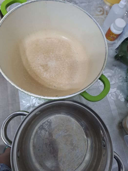 Продам казан и кастрюлю