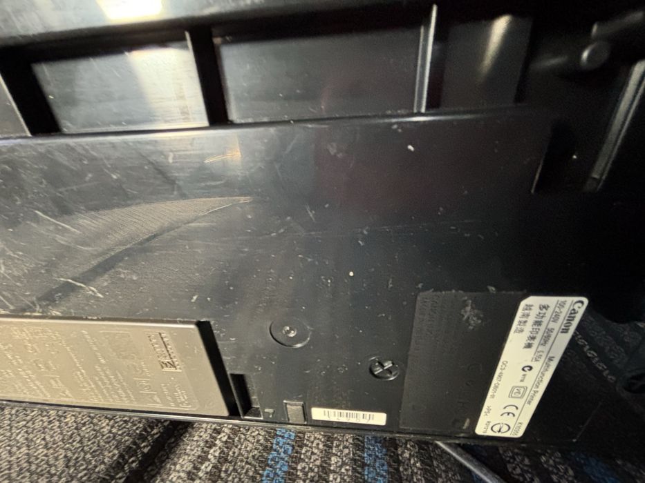 Vand imprimanta canon *DEFECTA*