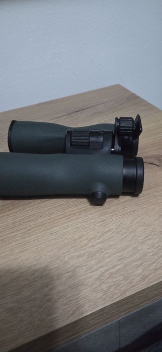 Продавам висок клас бинокъл  Swarovski NL Pure 8x32 Green