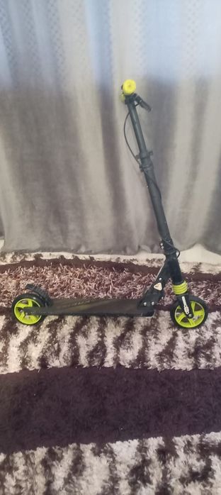 Продам детский самокат. 15тыс