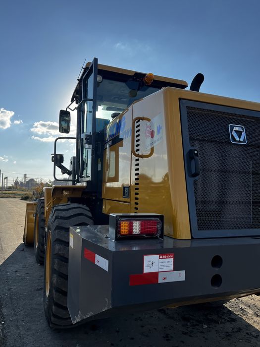 Услги фронтального погрузчика