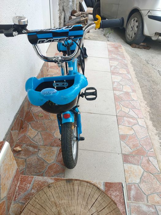 Детски колела със спомагаътелни