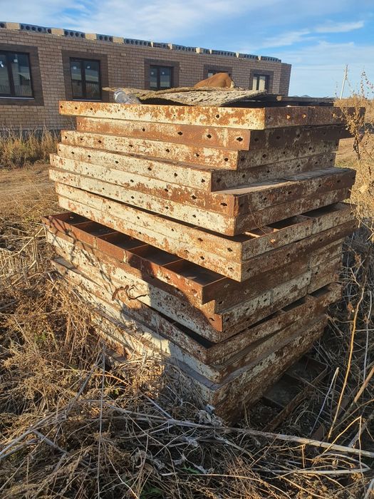Продаются опалубки металлические