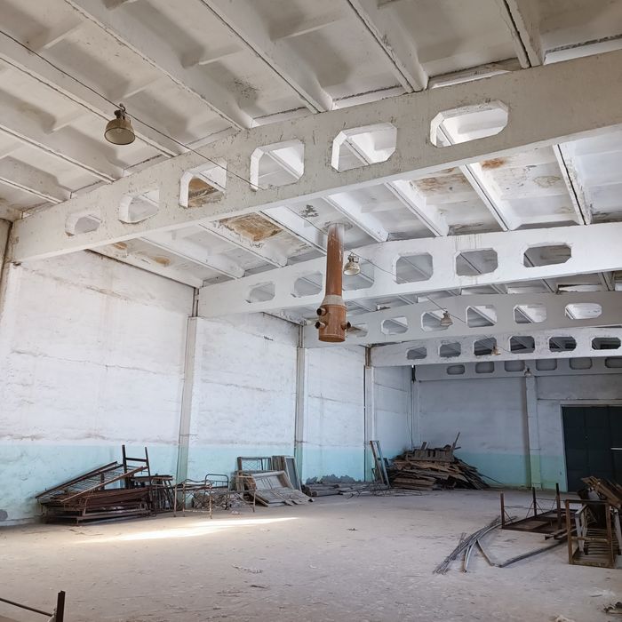 Ургенч шаҳрида улгуржи аптекага мулжаланган Нотурар бино сотилади