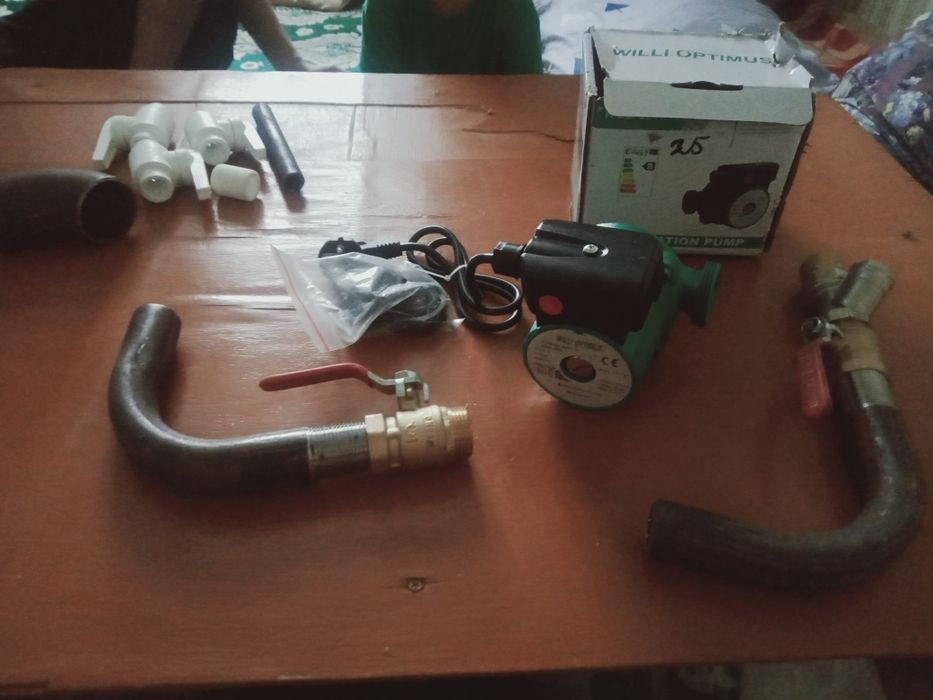 Продам Насос 25 ..