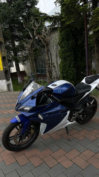 Yamaha yzf r125 2010