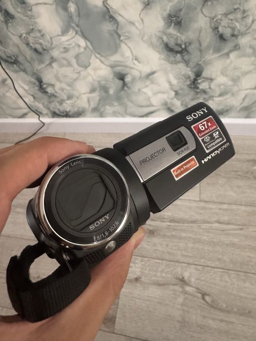 Sony handycam dcr-pj5e
