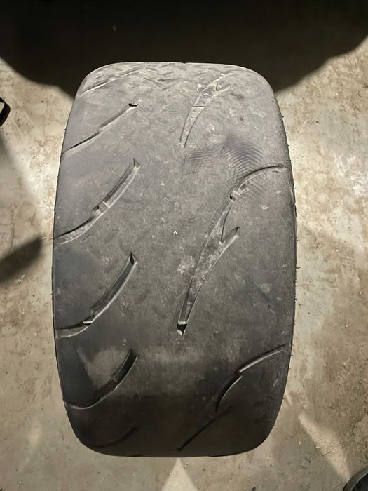 Nankang AR-1 275/35/19