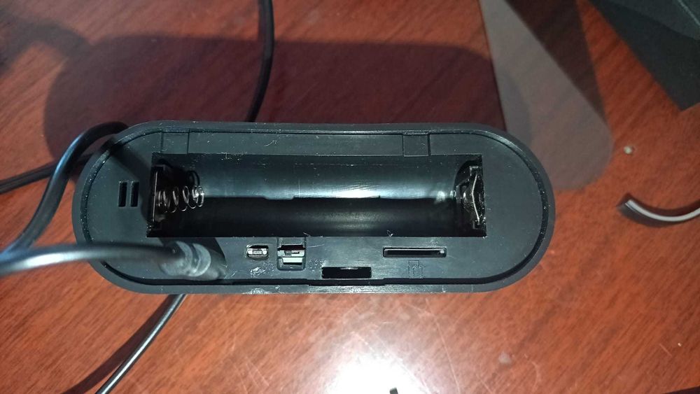 ceas cu camera video ascunsa