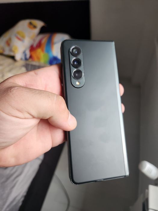 Samsung z fold 3