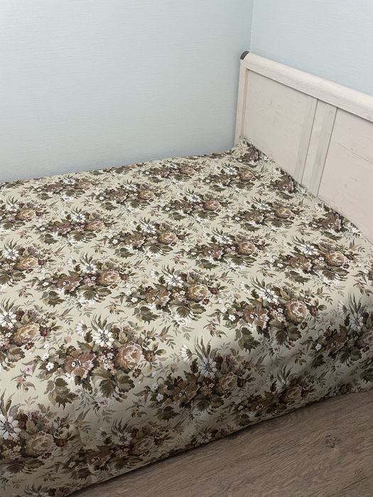 Продам  покрывало , на диван , кровать.