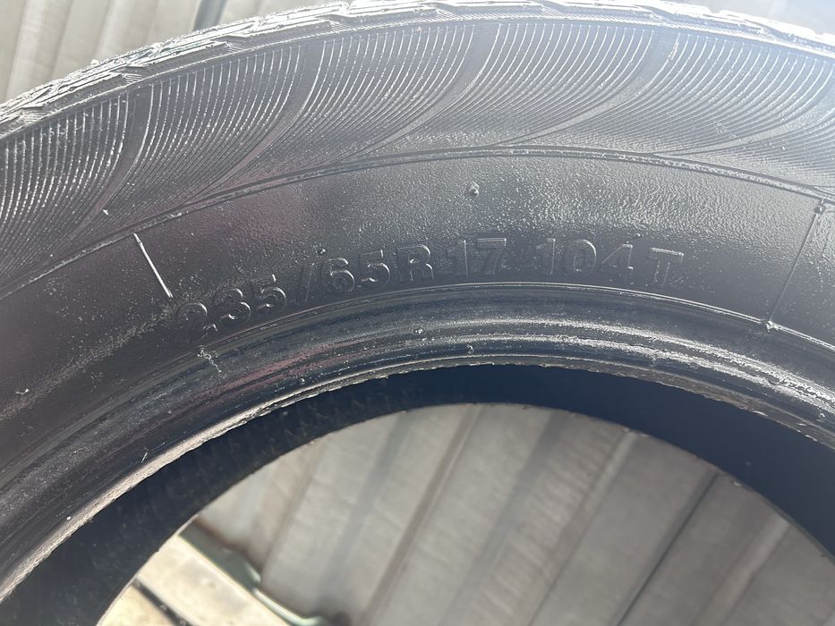 Шины год проездили