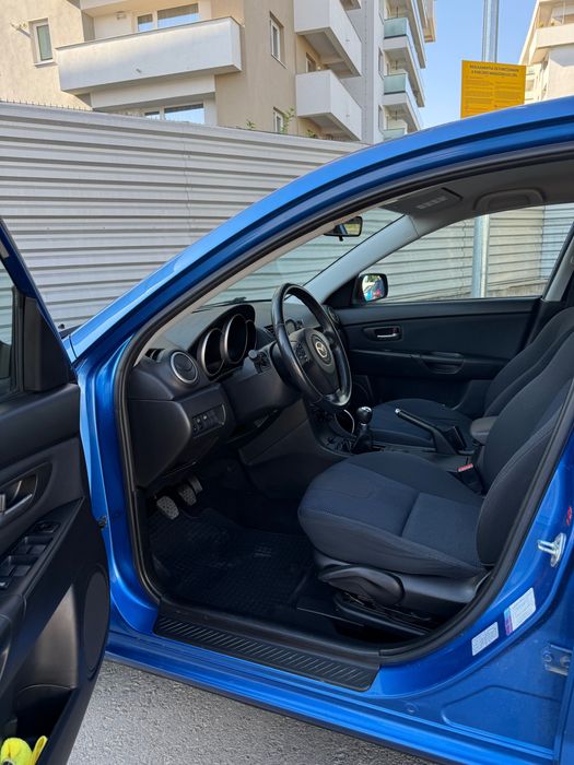 MAZDA 3 2006 — imagine 5