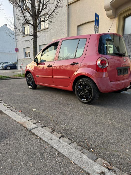 Vand Renault Modus  5000 lei neg