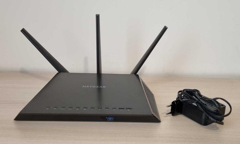 Router Netgear R7000 Nighthawk AC1900