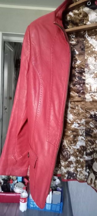 Кожаная куртка  48р.